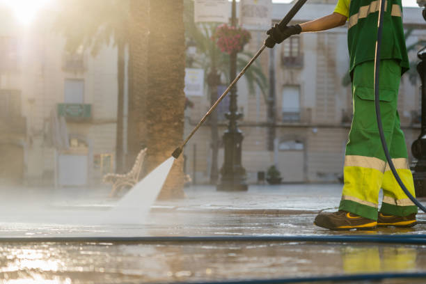 Best Pool Deck Cleaning  in Premont, TX